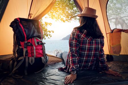 女性キャンパー向け最新おしゃれ&実用ガジェット